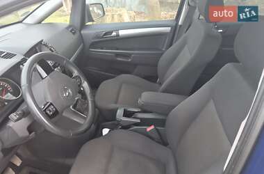 Мінівен Opel Zafira 2013 в Дрогобичі