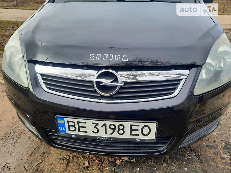 Минивэн Opel Zafira 2006 в Николаеве