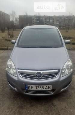 Минивэн Opel Zafira 2008 в Днепре