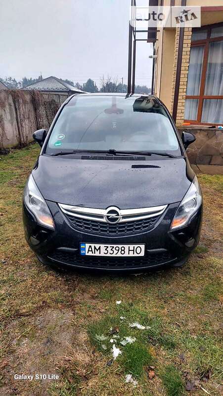 Мікровен Opel Zafira 2015 в Житомирі