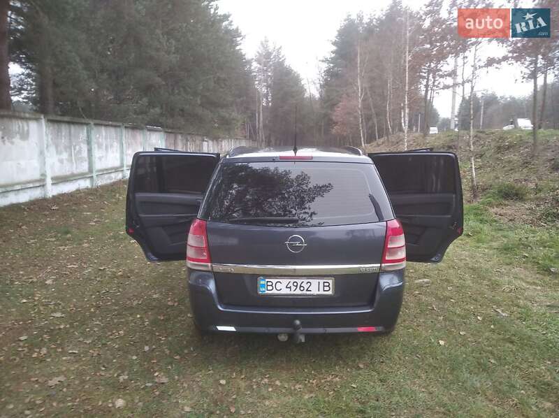 Мінівен Opel Zafira 2008 в Яворові