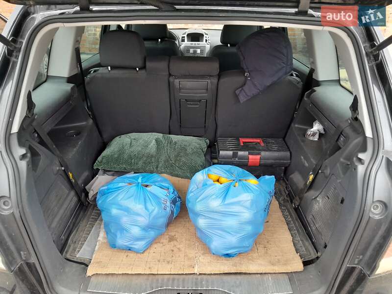 Мінівен Opel Zafira 2005 в Вінниці