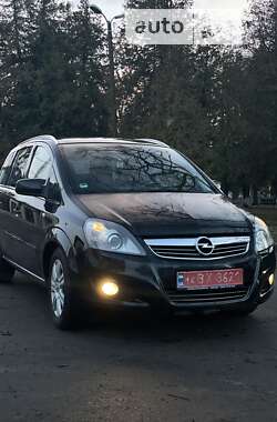 Минивэн Opel Zafira 2012 в Заречном