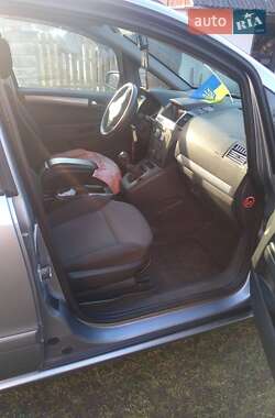 Мінівен Opel Zafira 2006 в Кременці