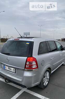 Мінівен Opel Zafira 2010 в Львові