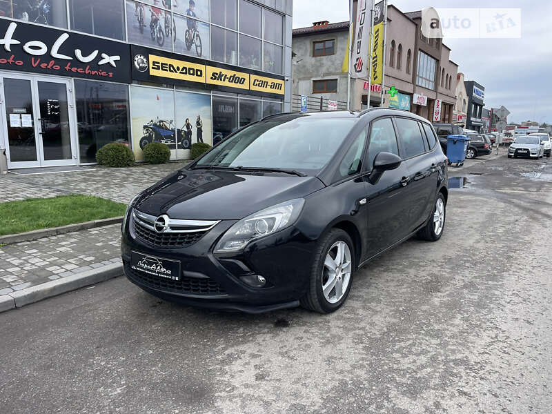 Минивэн Opel Zafira 2016 в Мукачево