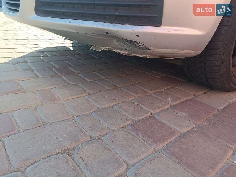 Мінівен Opel Zafira 2007 в Рівному