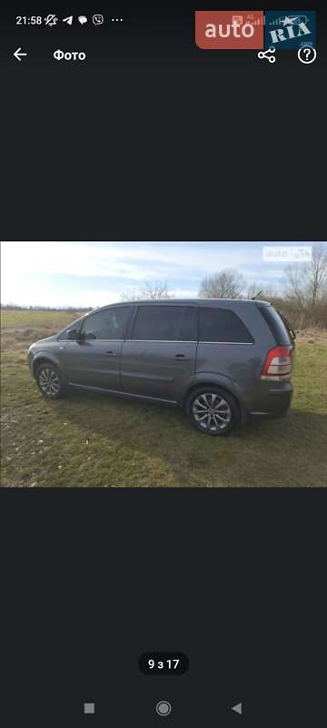 Мінівен Opel Zafira 2010 в Надвірній