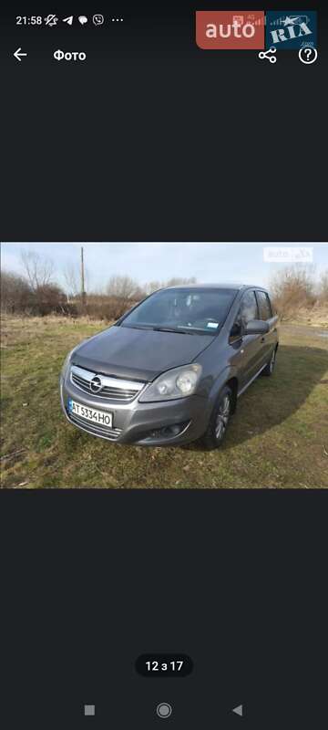 Мінівен Opel Zafira 2010 в Надвірній