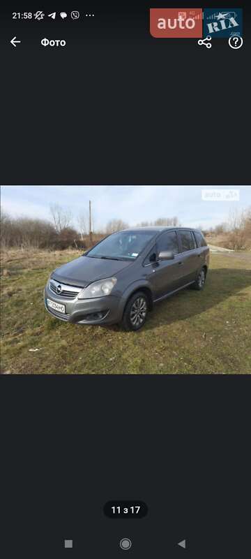 Мінівен Opel Zafira 2010 в Надвірній