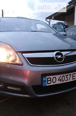 Минивэн Opel Zafira 2007 в Львове