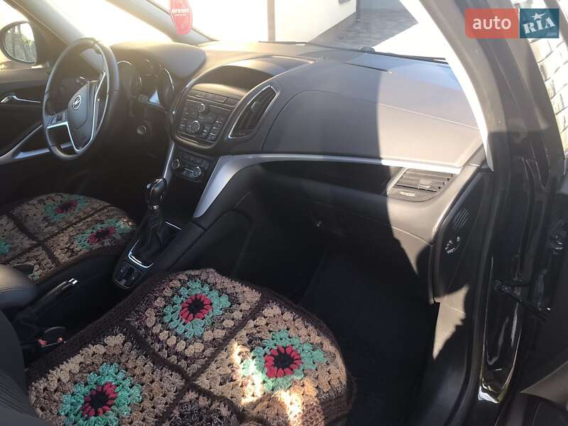 Мінівен Opel Zafira 2014 в Рівному