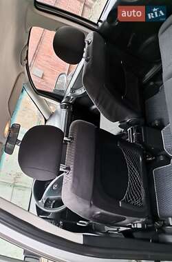 Минивэн Opel Zafira 2003 в Павлограде