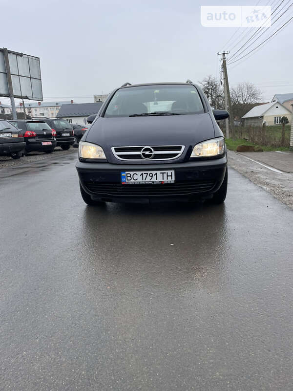 Минивэн Opel Zafira 2003 в Самборе