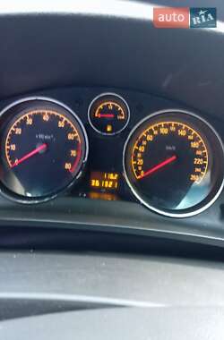 Минивэн Opel Zafira 2007 в 
