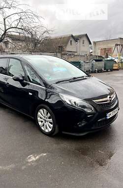 Микровэн Opel Zafira 2015 в Житомире