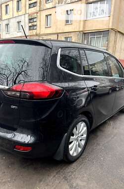 Мікровен Opel Zafira 2015 в Житомирі