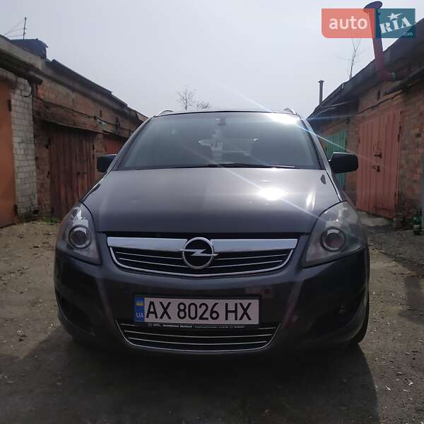 Мінівен Opel Zafira 2011 в Харкові
