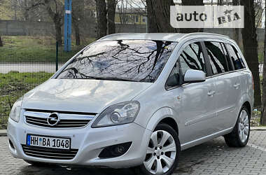 Минивэн Opel Zafira 2011 в Львове