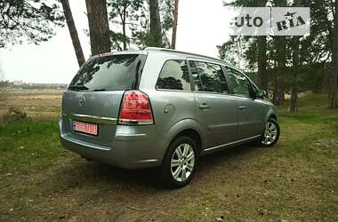 Мінівен Opel Zafira 2006 в Рівному