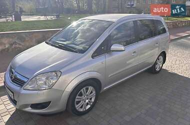 Минивэн Opel Zafira 2008 в Могилев-Подольске