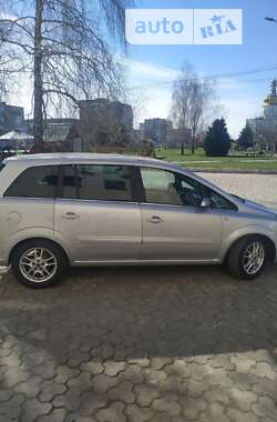 Минивэн Opel Zafira 2008 в Харькове