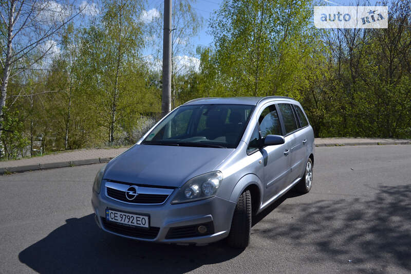 Минивэн Opel Zafira 2007 в Черновцах