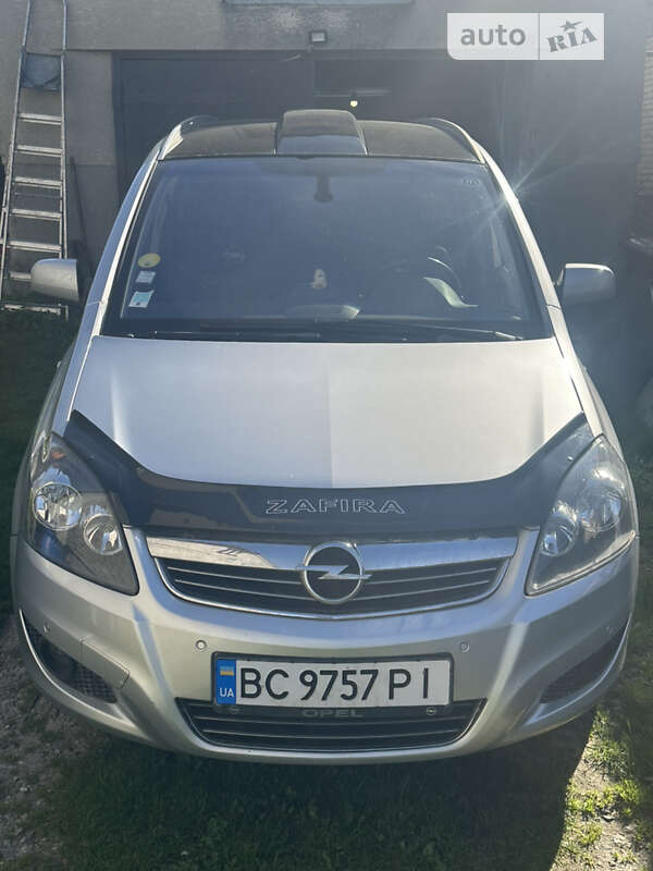 Мінівен Opel Zafira 2011 в Львові