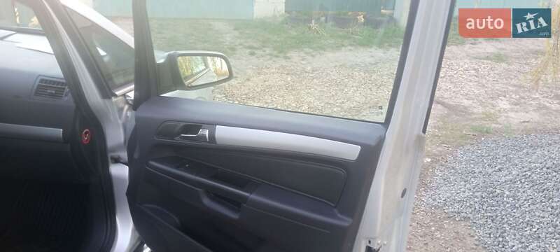 Минивэн Opel Zafira 2008 в Гостомеле фото 32 Минивэн Opel Zafira 2008 в Гостомеле