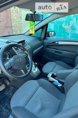 Мінівен Opel Zafira 2006 в Кропивницькому