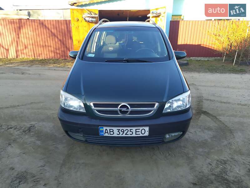 Мінівен Opel Zafira 2003 в Києві