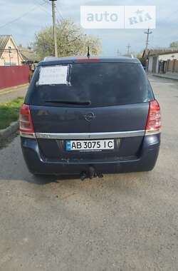 Минивэн Opel Zafira 2008 в Баре