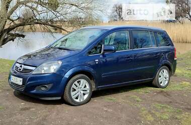 Минивэн Opel Zafira 2010 в Смеле