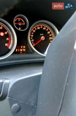 Минивэн Opel Zafira 2008 в 