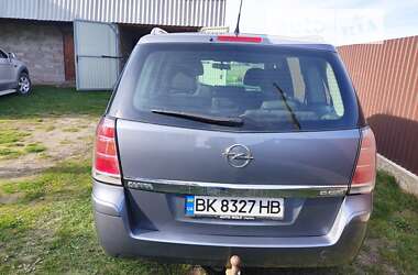 Минивэн Opel Zafira 2006 в Сарнах