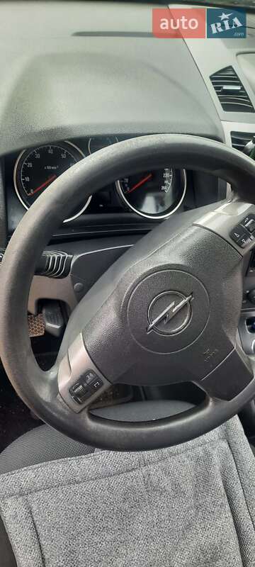 Минивэн Opel Zafira 2007 в Черновцах фото 8 Минивэн Opel Zafira 2007 в Черновцах