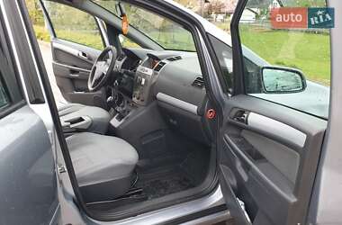 Минивэн Opel Zafira 2007 в Луцке