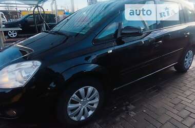 Минивэн Opel Zafira 2009 в Ровно