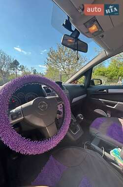 Мінівен Opel Zafira 2008 в Києві