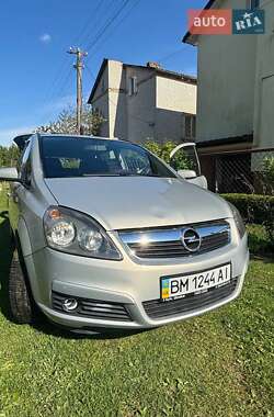 Мінівен Opel Zafira 2008 в Києві