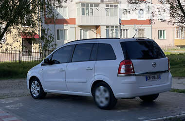 Минивэн Opel Zafira 2013 в Ивано-Франковске