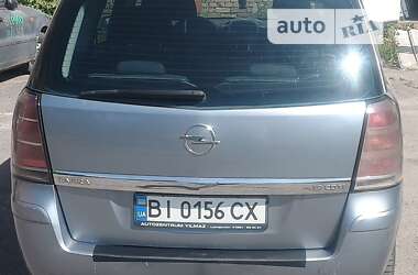 Минивэн Opel Zafira 2006 в Полтаве