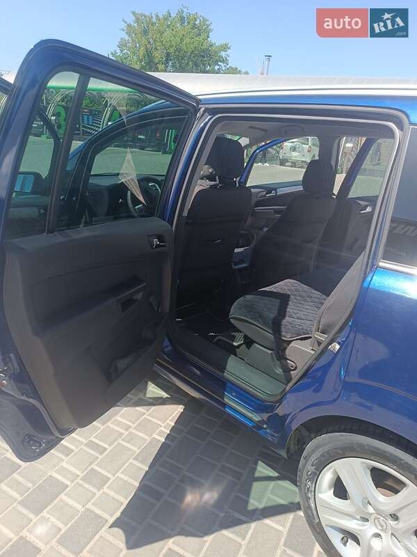 Мінівен Opel Zafira 2009 в Кропивницькому фото 12 Мінівен Opel Zafira 2009 в Кропивницькому