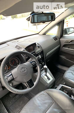 Минивэн Opel Zafira 2008 в Львове