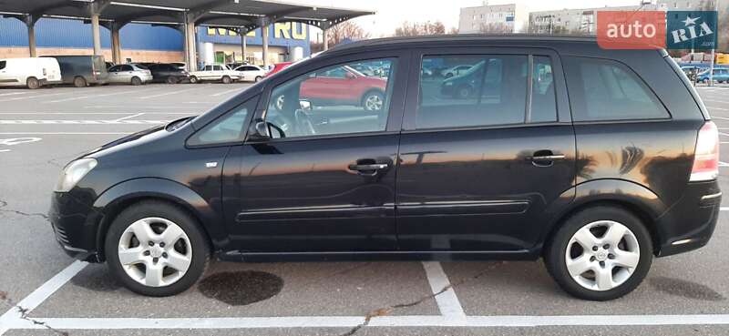Минивэн Opel Zafira 2006 в Харькове