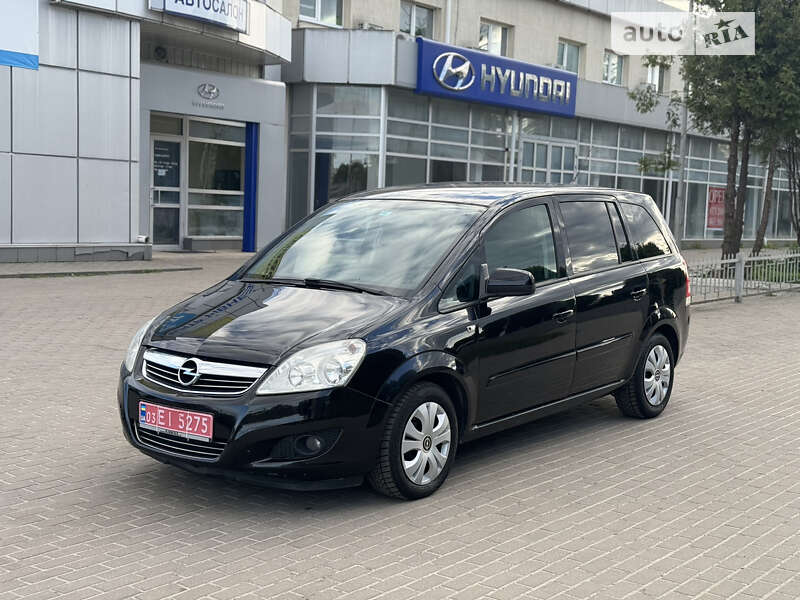 Минивэн Opel Zafira 2010 в Ровно