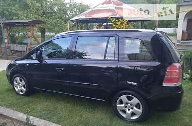 Минивэн Opel Zafira 2006 в Косове