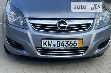 Минивэн Opel Zafira 2011 в Виннице