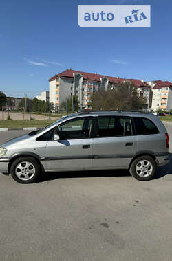 Минивэн Opel Zafira 2000 в Богуславе
