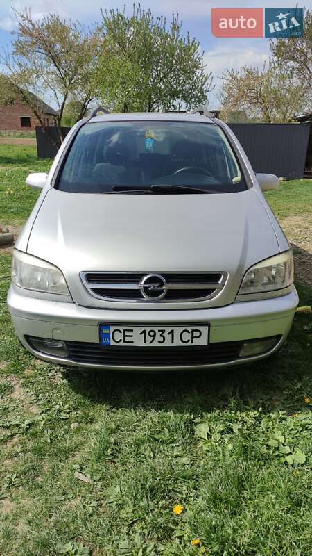 Opel Zafira 2004